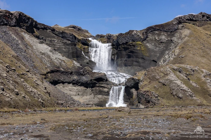 Ófærufoss falling in tiers into the Eldgjá canyon