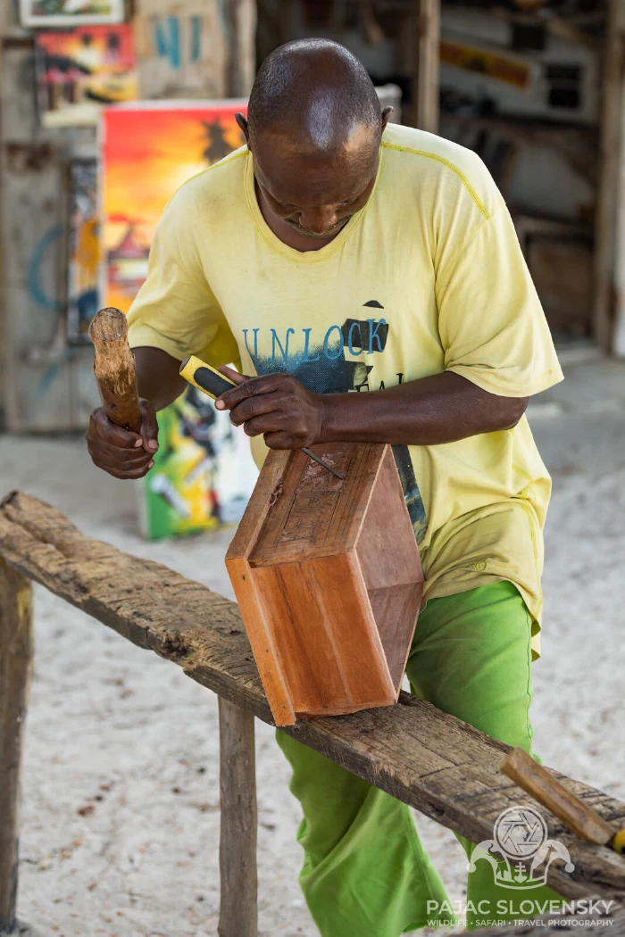 Testing the fit of the lid against the body