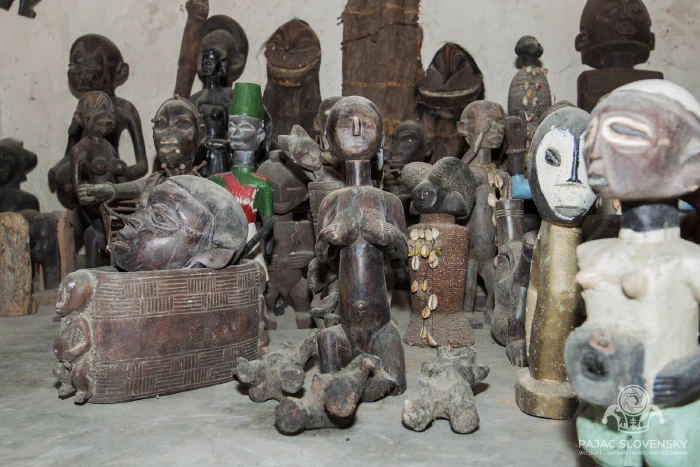 Ebony figures and carvings on a shop shelf